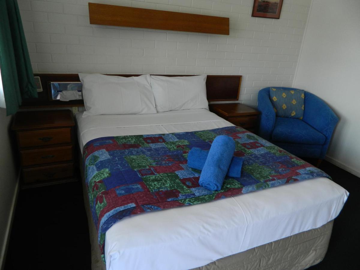 Coachman Motel Тувумба Экстерьер фото