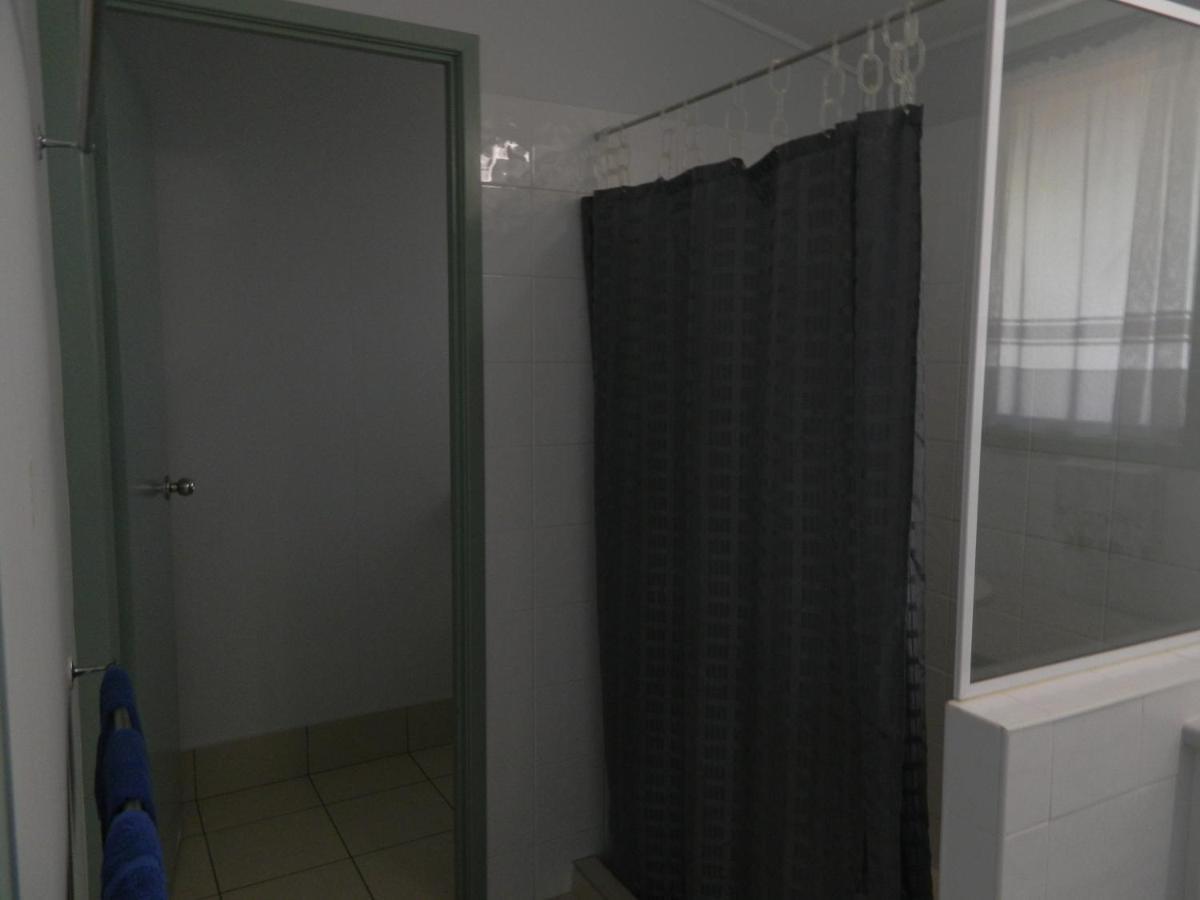 Coachman Motel Тувумба Экстерьер фото